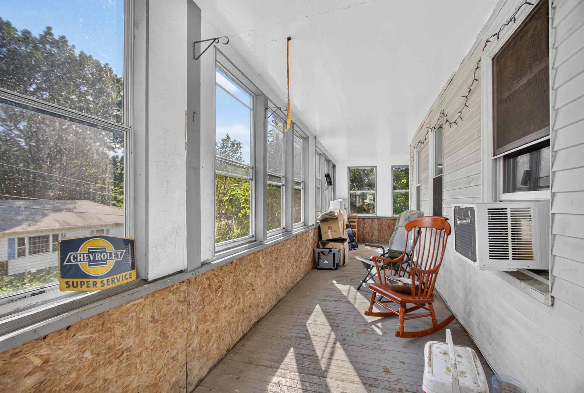 55 Elmwood Ave Property Photo 18