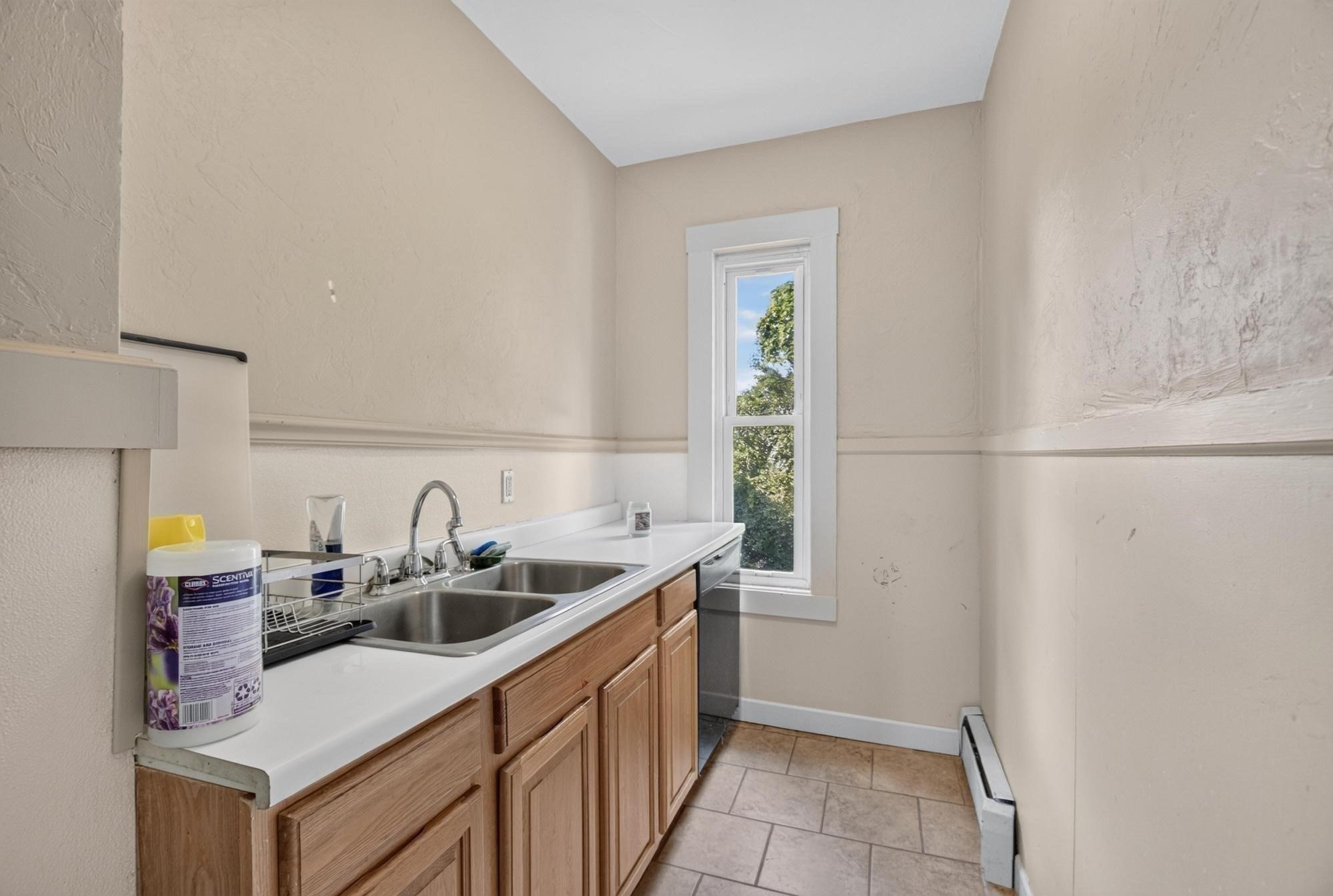 55 Elmwood Ave Property Photo 27