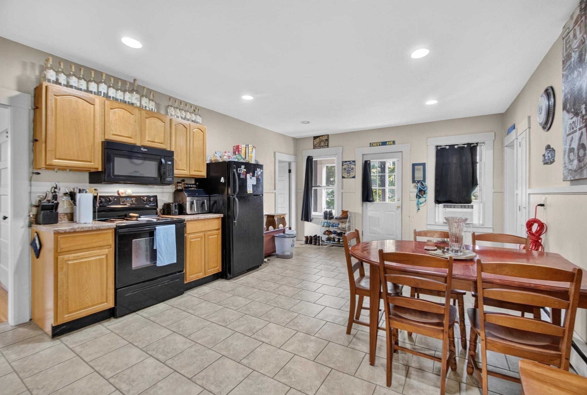 55 Elmwood Ave Property Photo 32