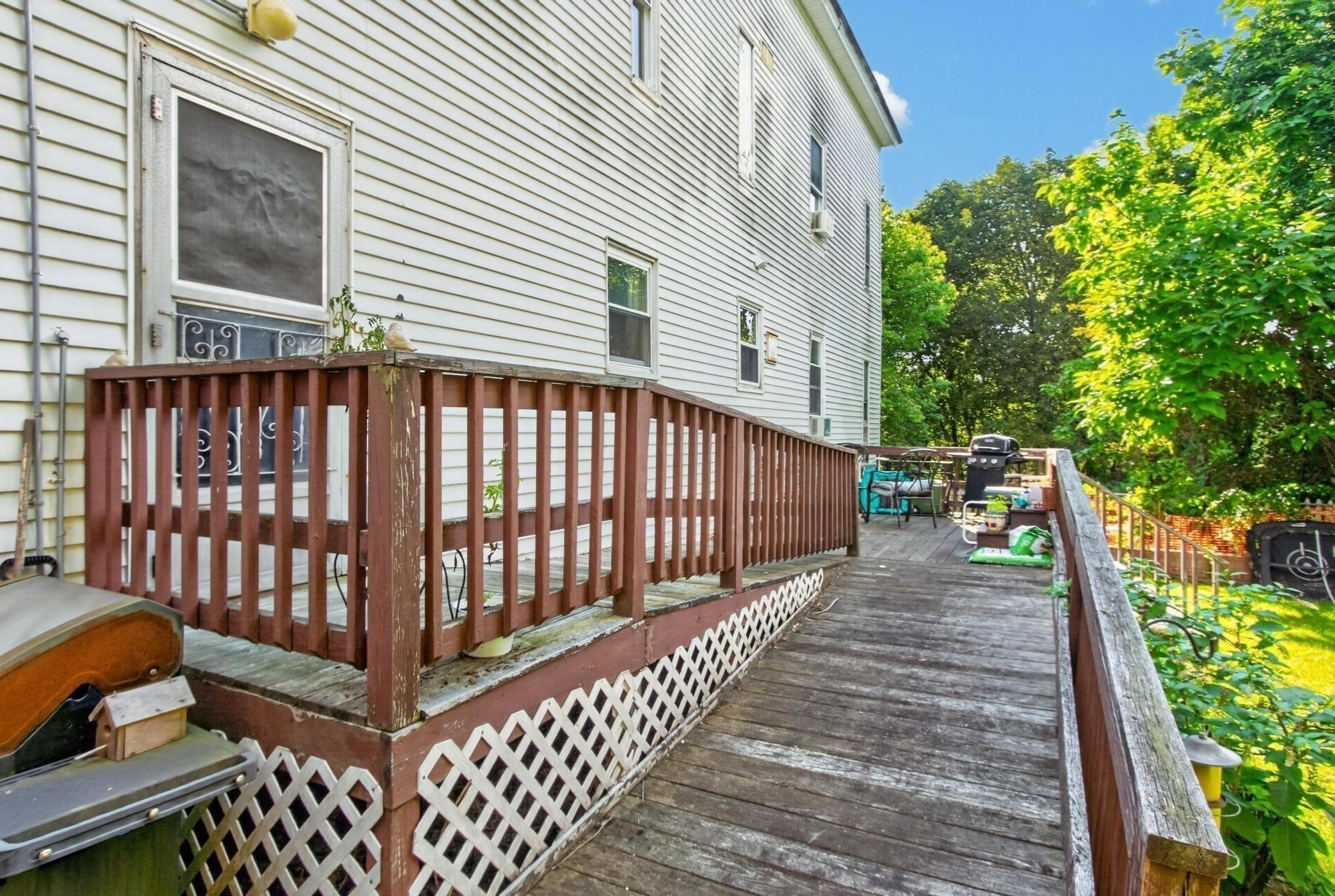 55 Elmwood Ave Property Photo 34