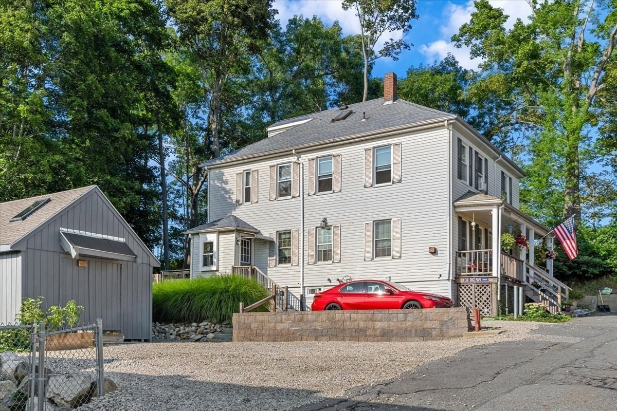 12 Magoni Ter Property Photo 3