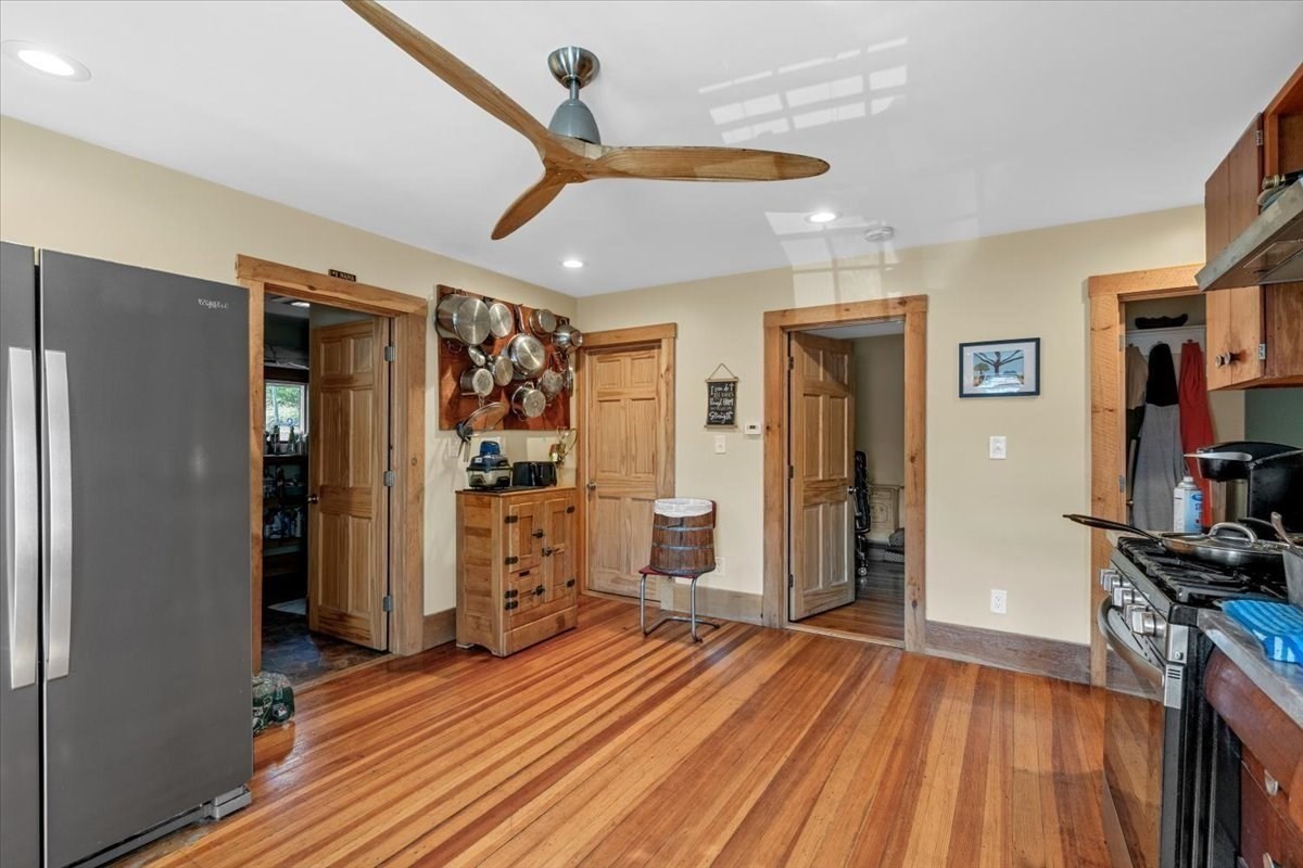 12 Magoni Ter Property Photo 9