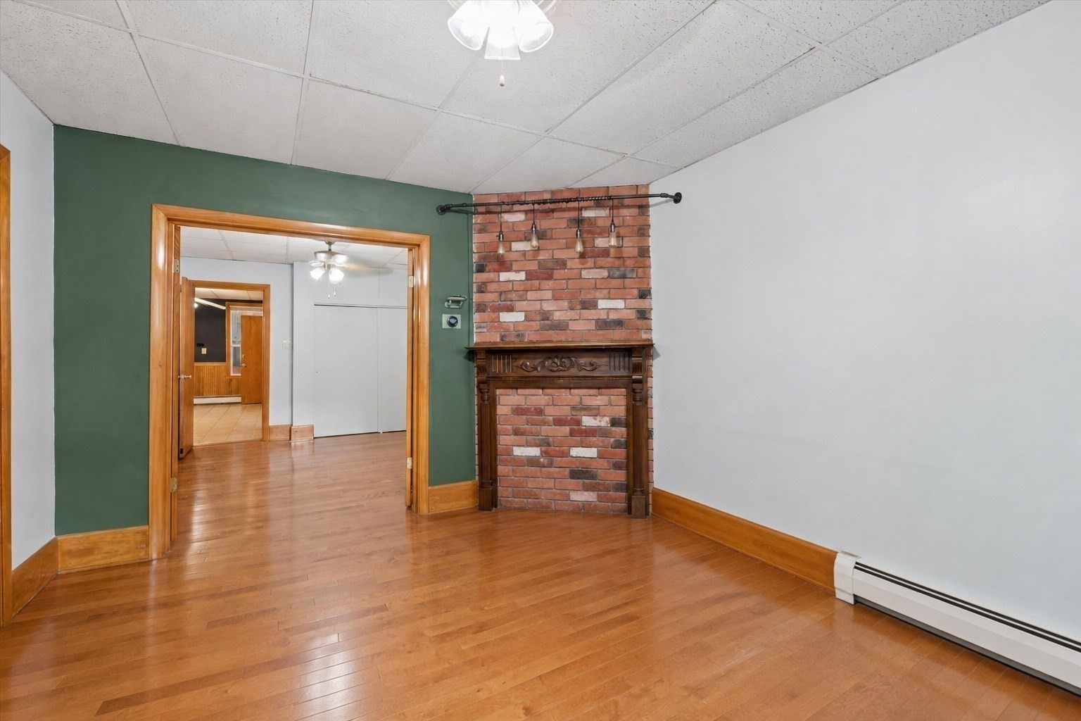 227 Chelsea St Property Photo 9