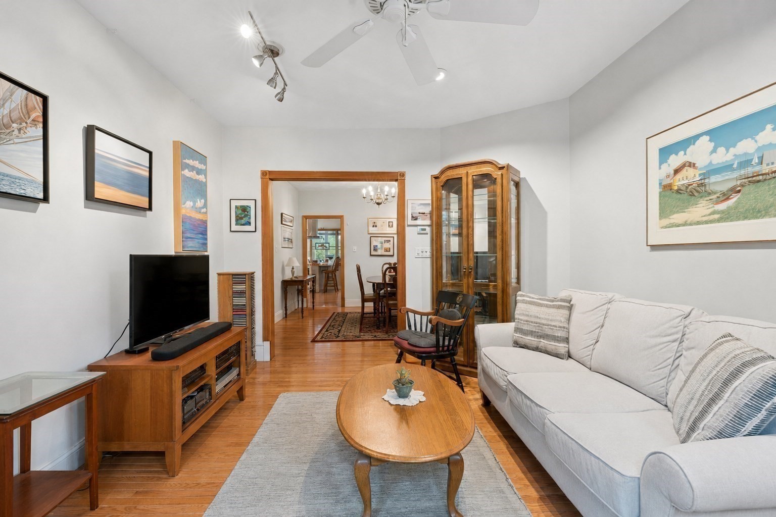 227 Chelsea St Property Photo 19