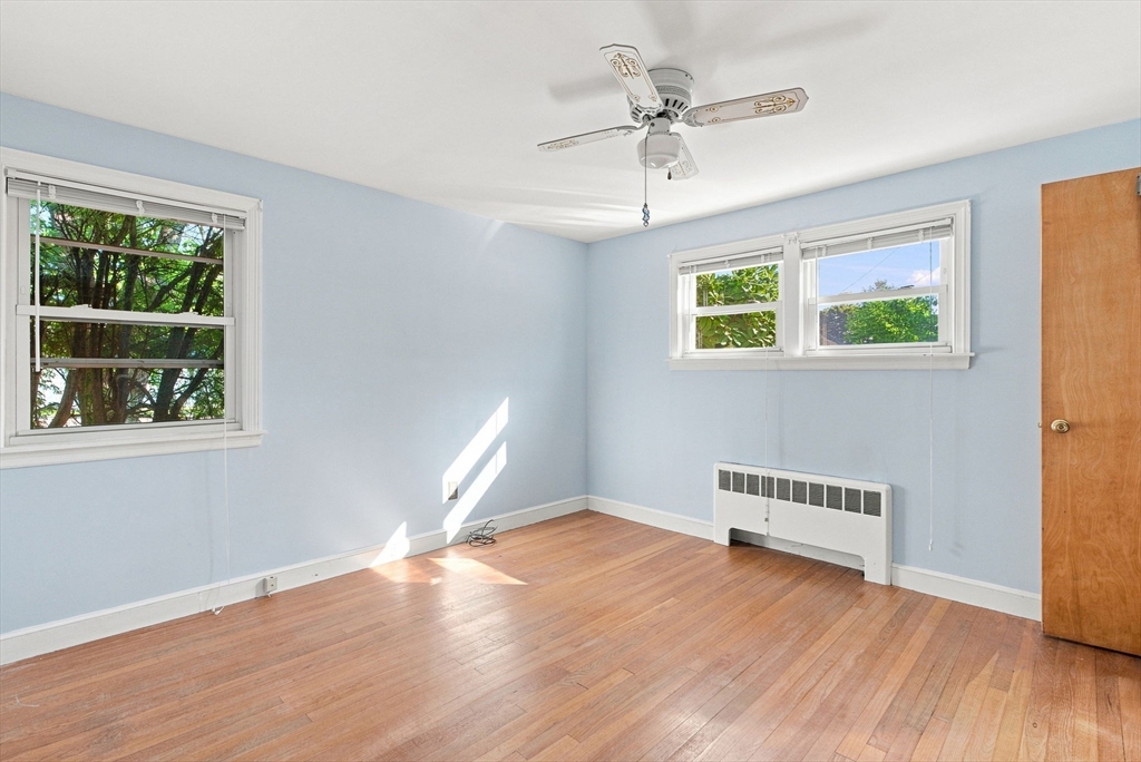 21 Flint St Property Photo 10