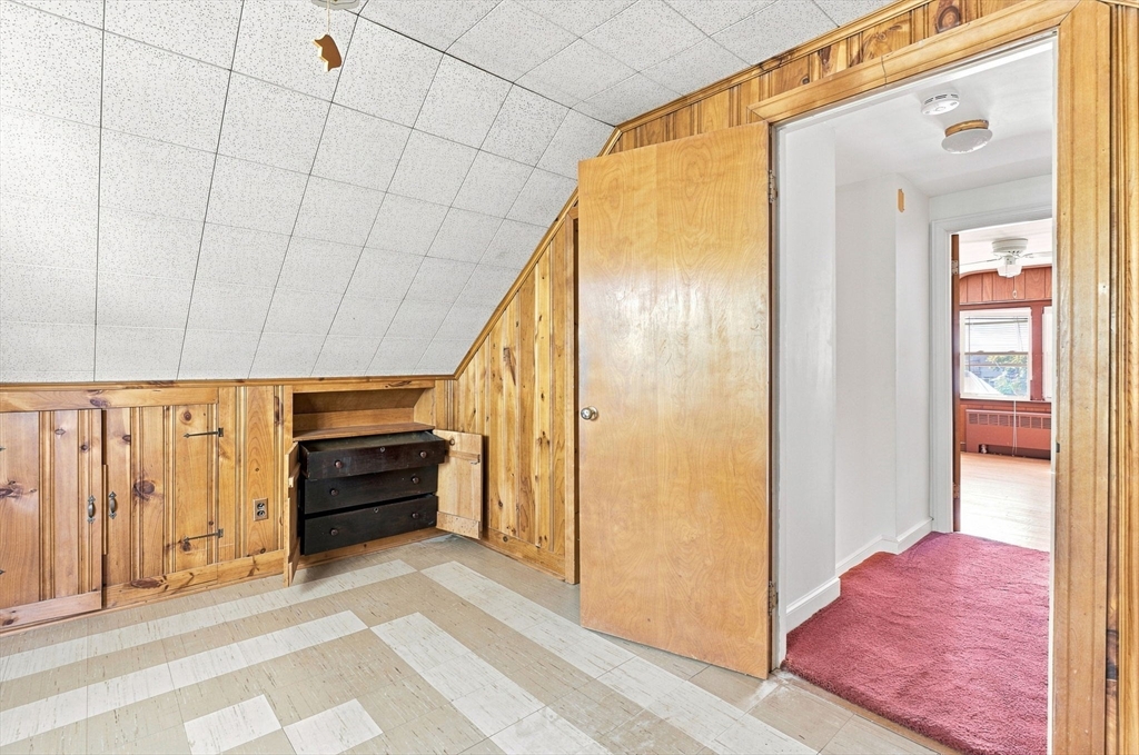 21 Flint St Property Photo 23