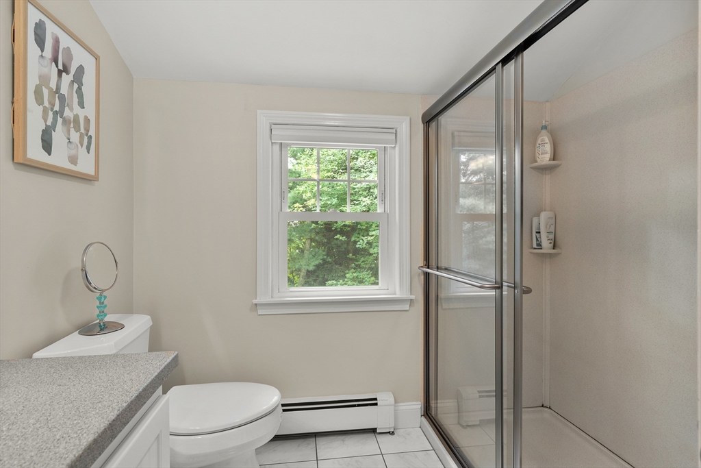 104 Martin Ave Property Photo 15