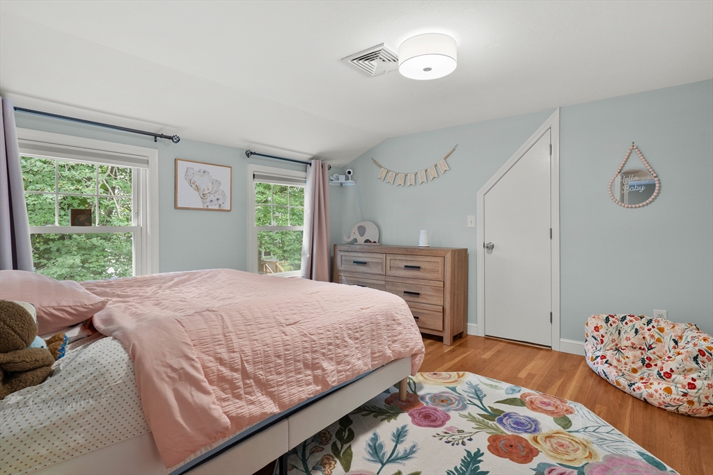 104 Martin Ave Property Photo 18