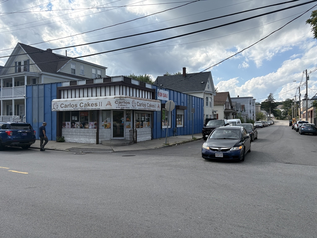 139 Water St Property Photo 3