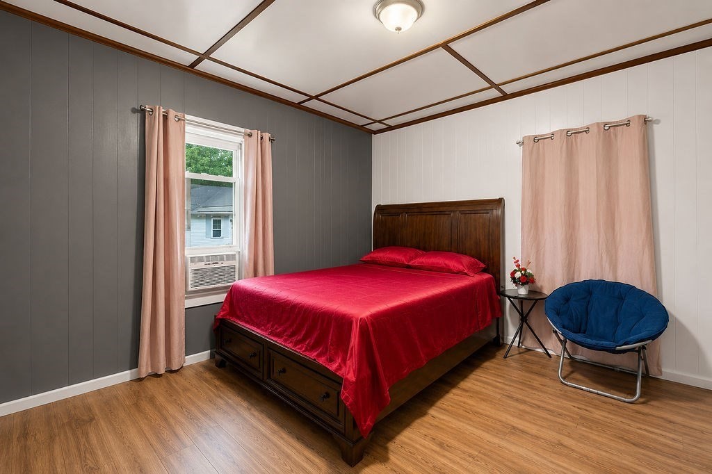 60 Newton St Property Photo 24