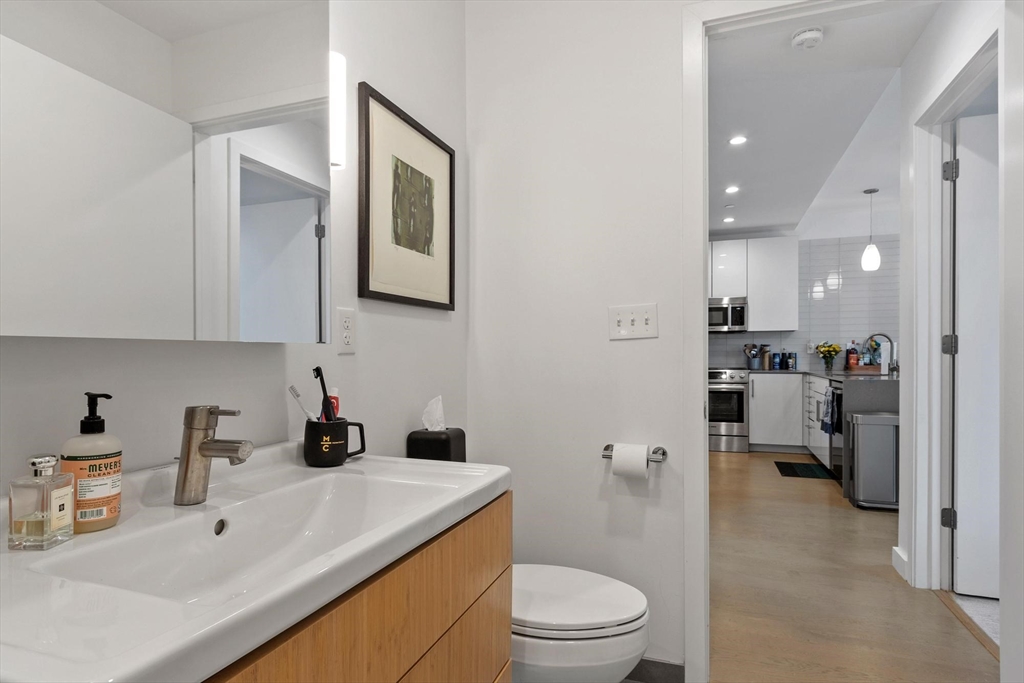 88 Wareham St # 401 Property Photo 13