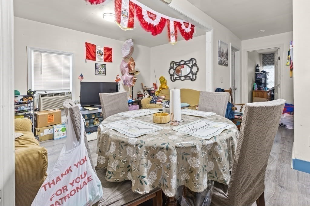 89 S Broadway Property Photo 7