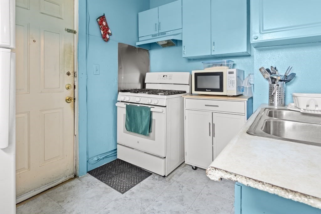 89 S Broadway Property Photo 32