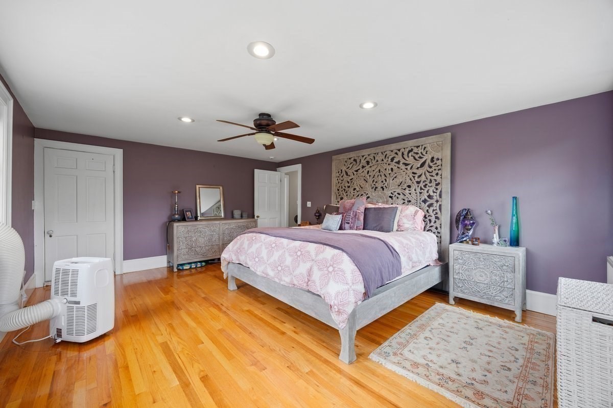 166 Salem Street Property Photo 18