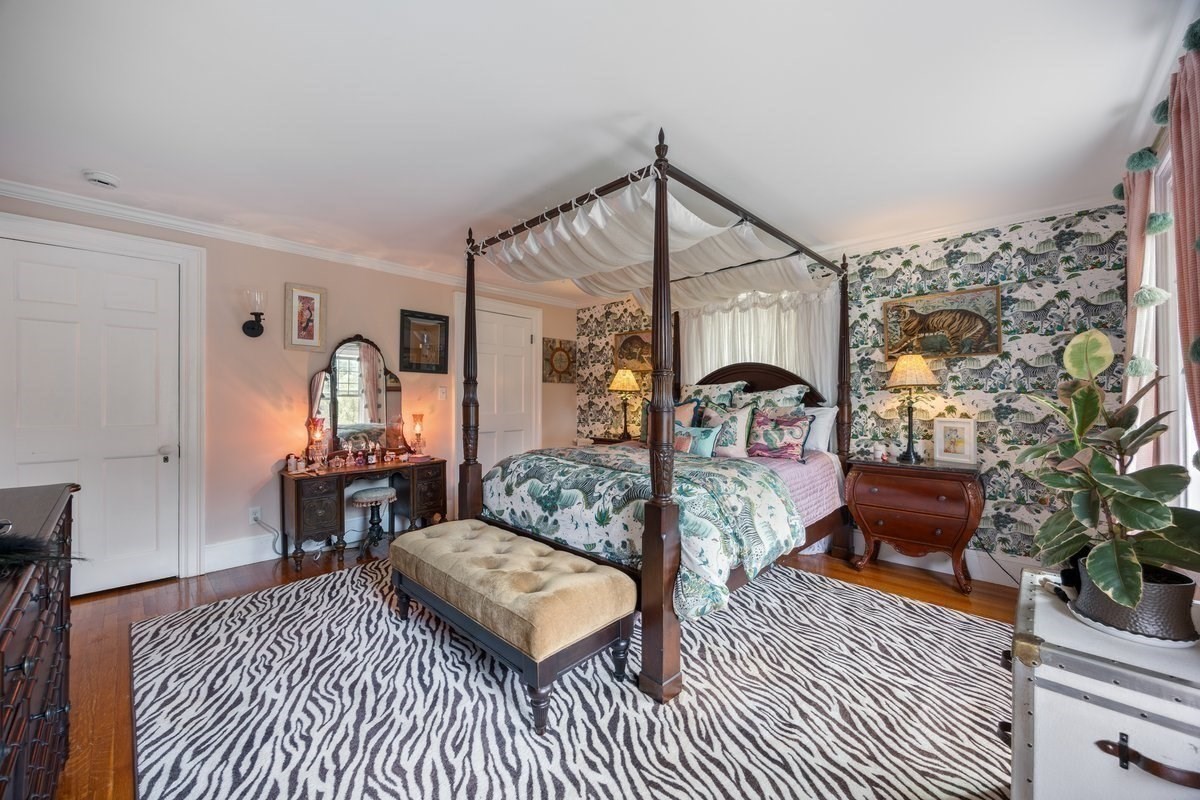 166 Salem Street Property Photo 23