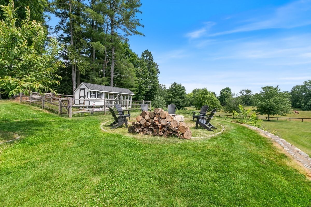 166 Salem Street Property Photo 41