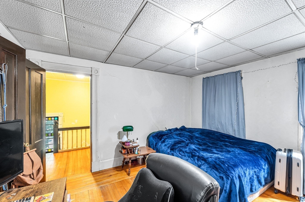 112 Hampshire St Property Photo 15
