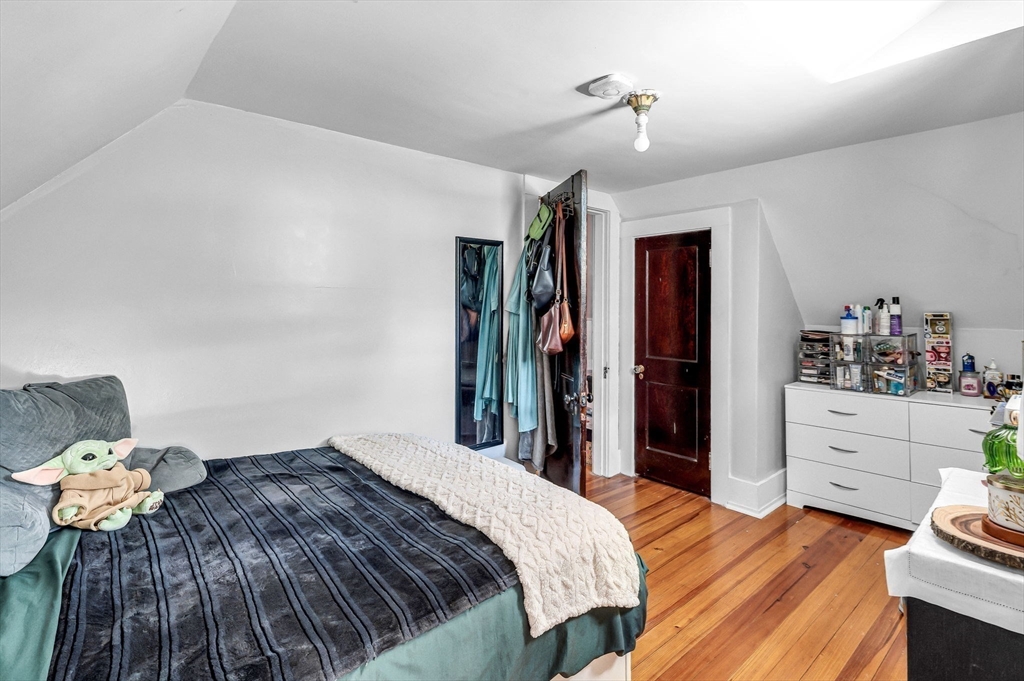 112 Hampshire St Property Photo 19