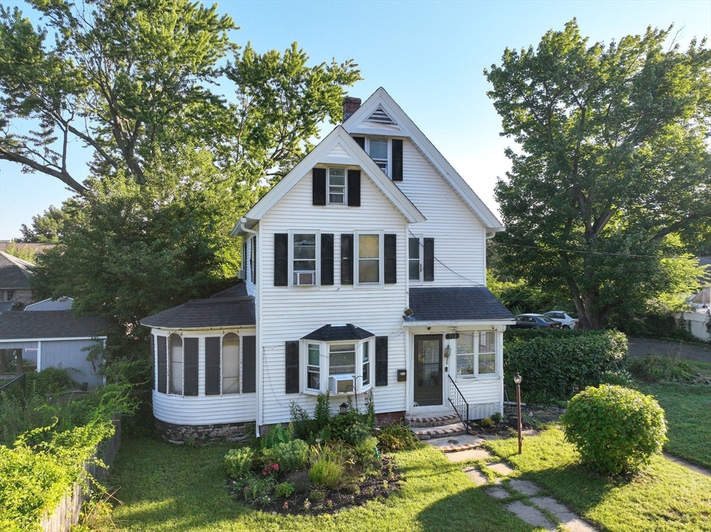 112 Hampshire St Property Photo 31