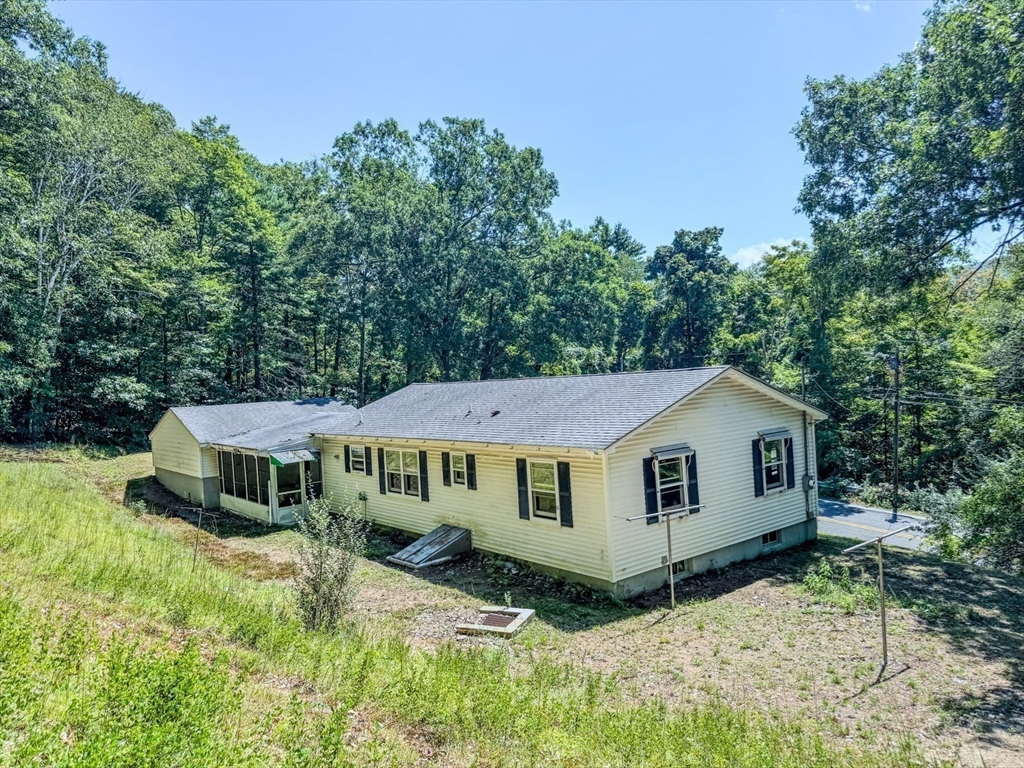 191 Old State Road Property Photo 37