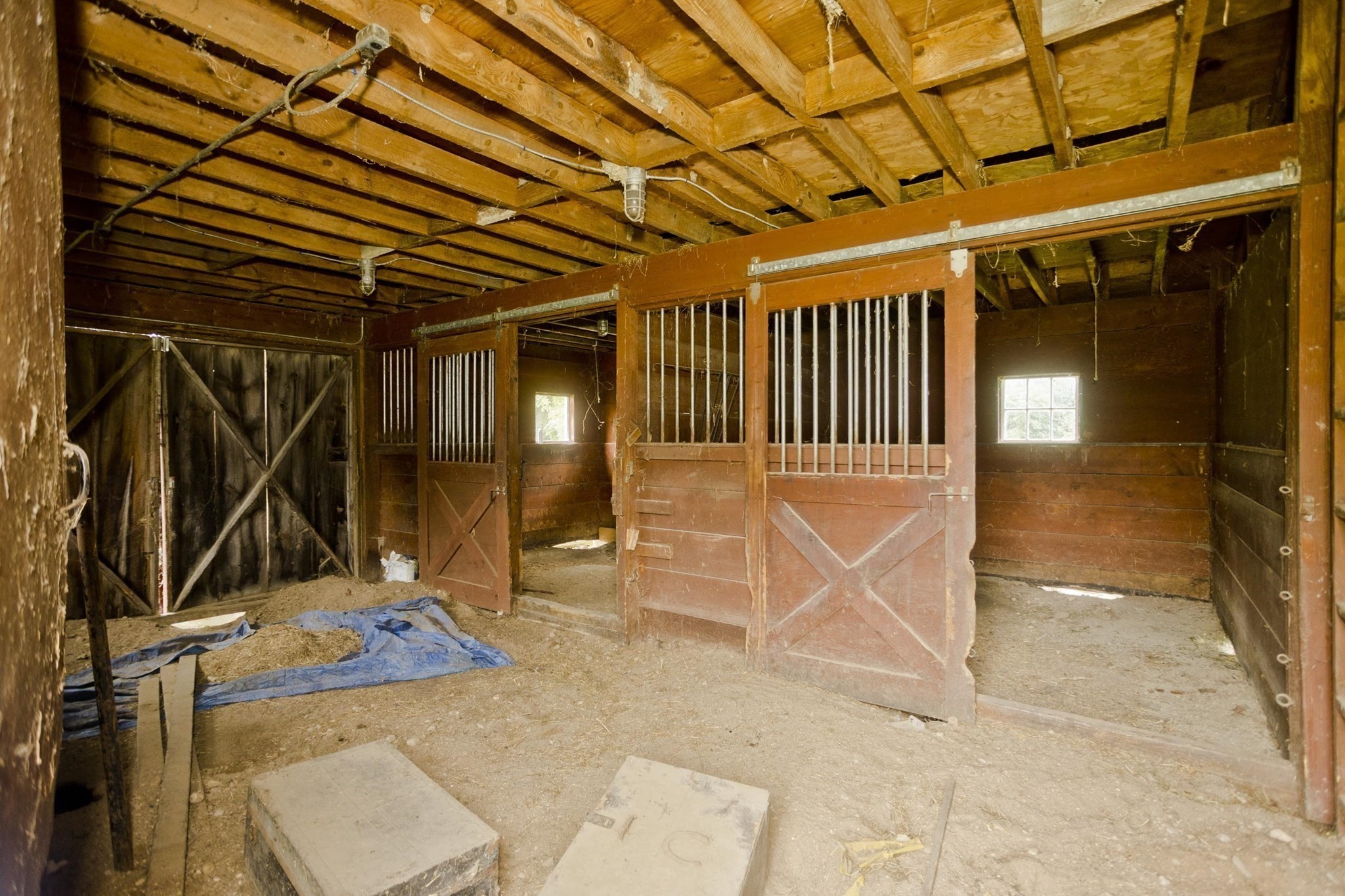 233 Lathrop St Property Photo 37