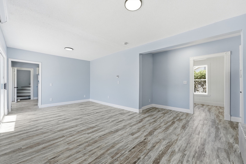 60 Barrison St Property Photo 9