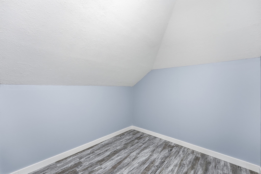 60 Barrison St Property Photo 25