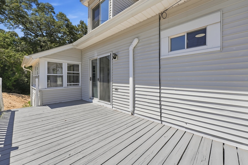 60 Barrison St Property Photo 34
