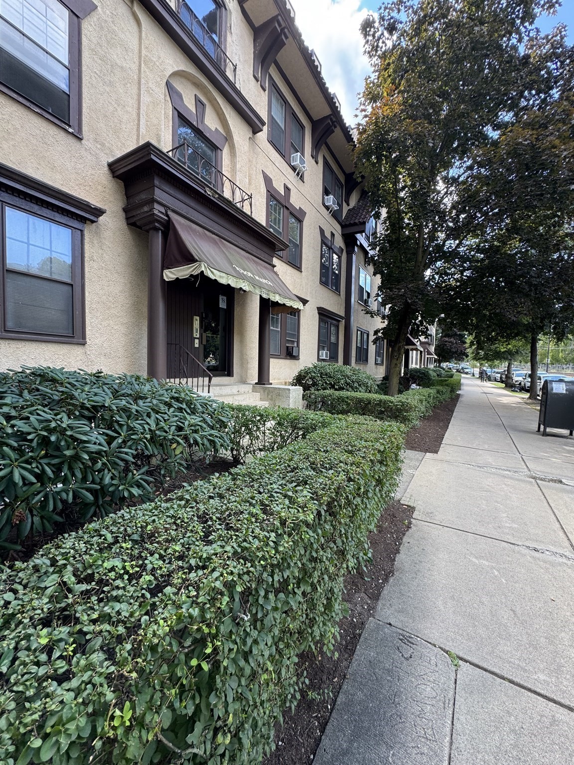 1718 Commonwealth Ave # 5 Property Photo 2