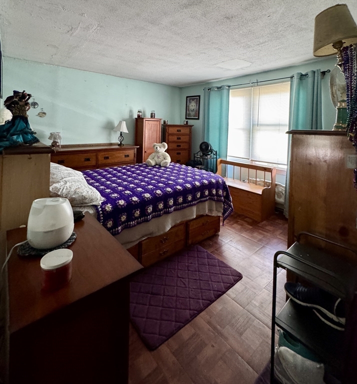 93 Marguerite St Property Photo 11