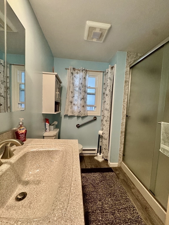 93 Marguerite St Property Photo 12