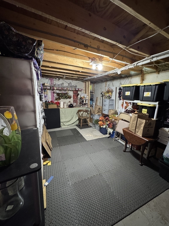 93 Marguerite St Property Photo 14