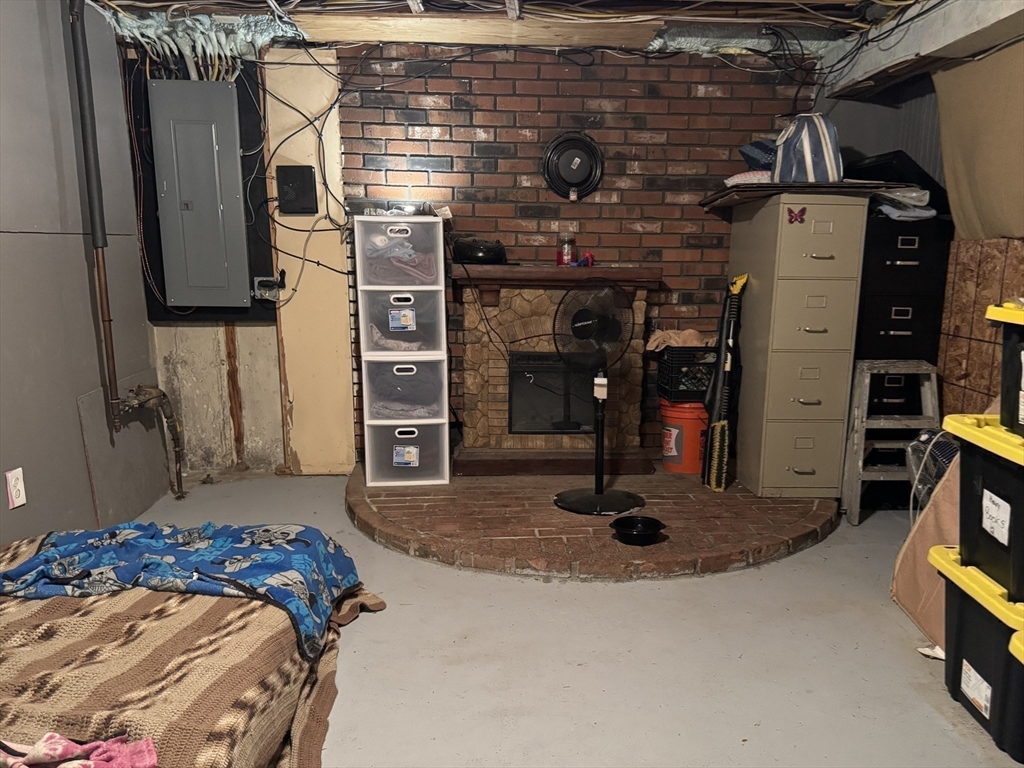 93 Marguerite St Property Photo 16