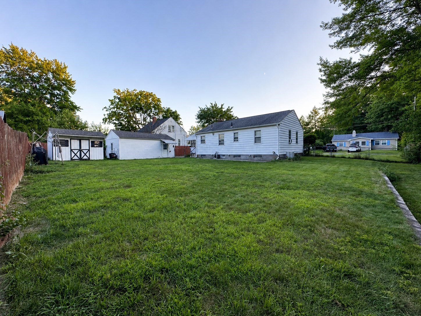 39 Lawnwood St Property Photo 16