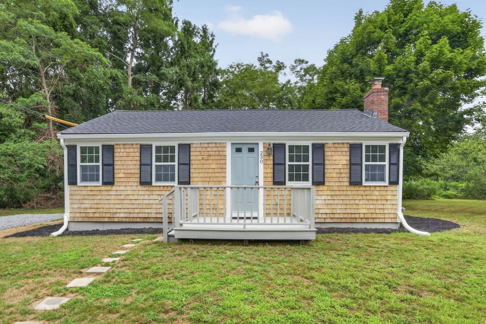 230 Race Ln Property Photo 1