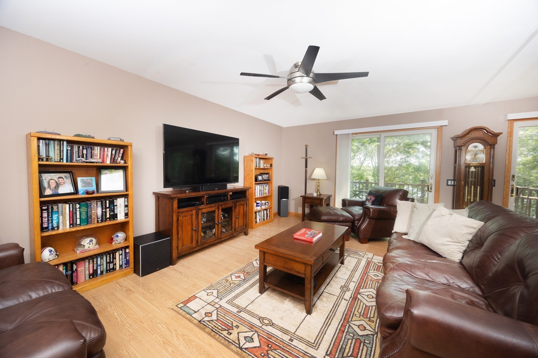 42 Lakeview Blvd Property Photo 10