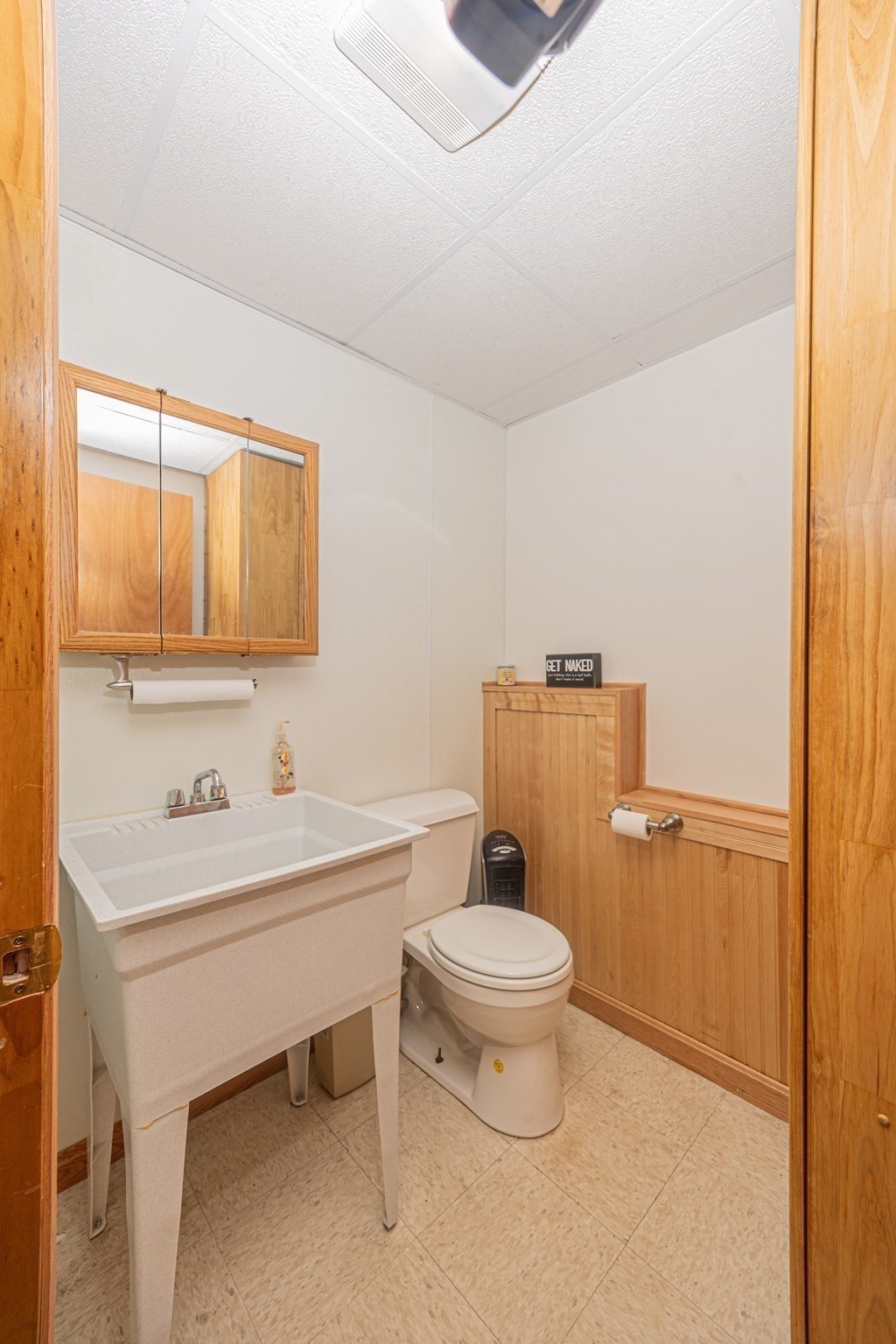 42 Lakeview Blvd Property Photo 28