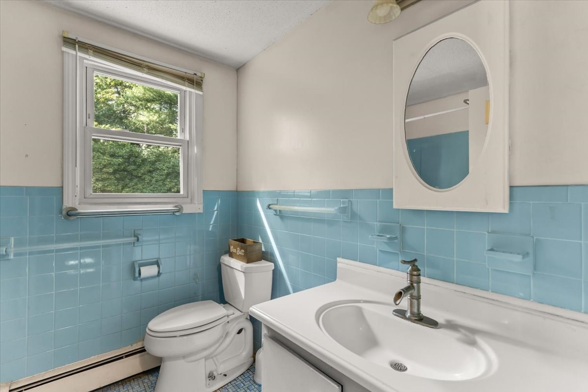 350 Harvey St Property Photo 23