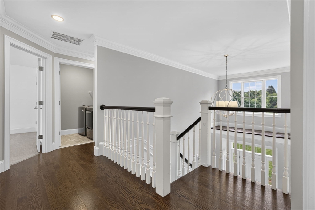 8 Sterling Ct. Property Photo 16