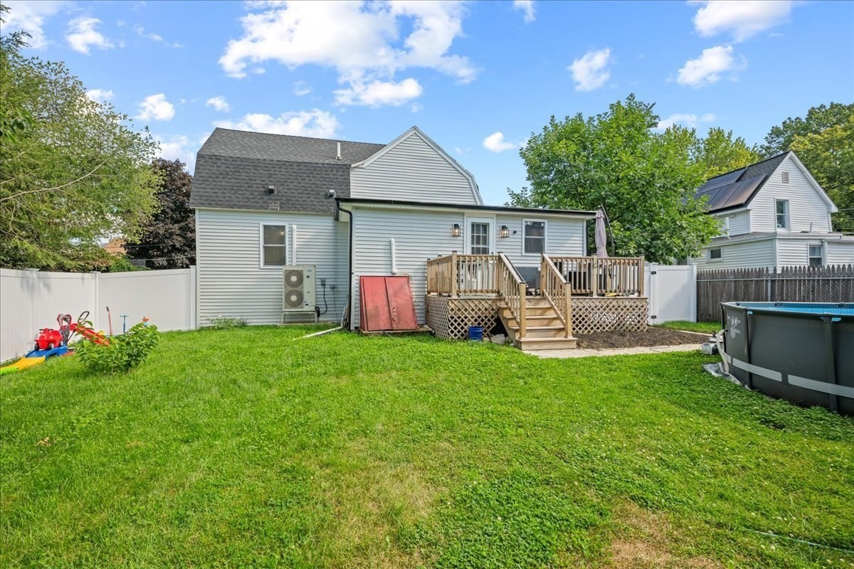 18 Kirby Ave Property Photo 32