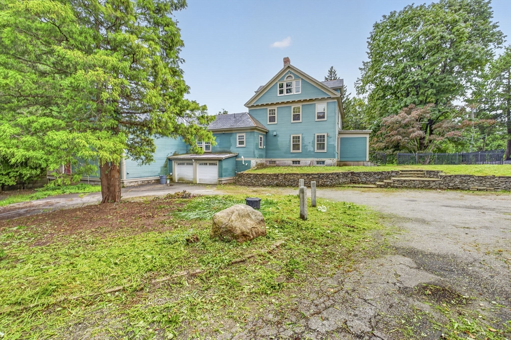 35 Leominster Rd Property Photo 4