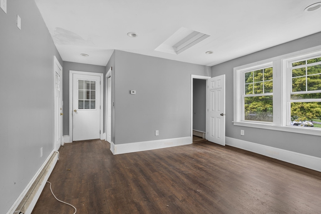 35 Leominster Rd Property Photo 15