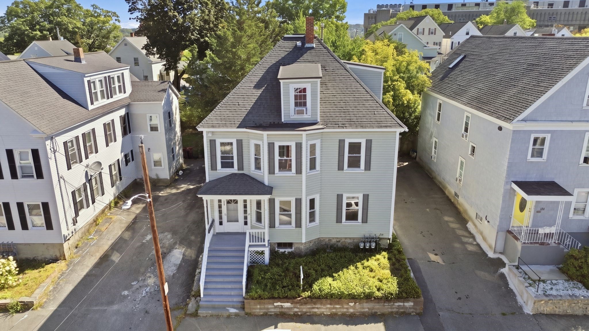 125 Gershom Ave Property Photo 1