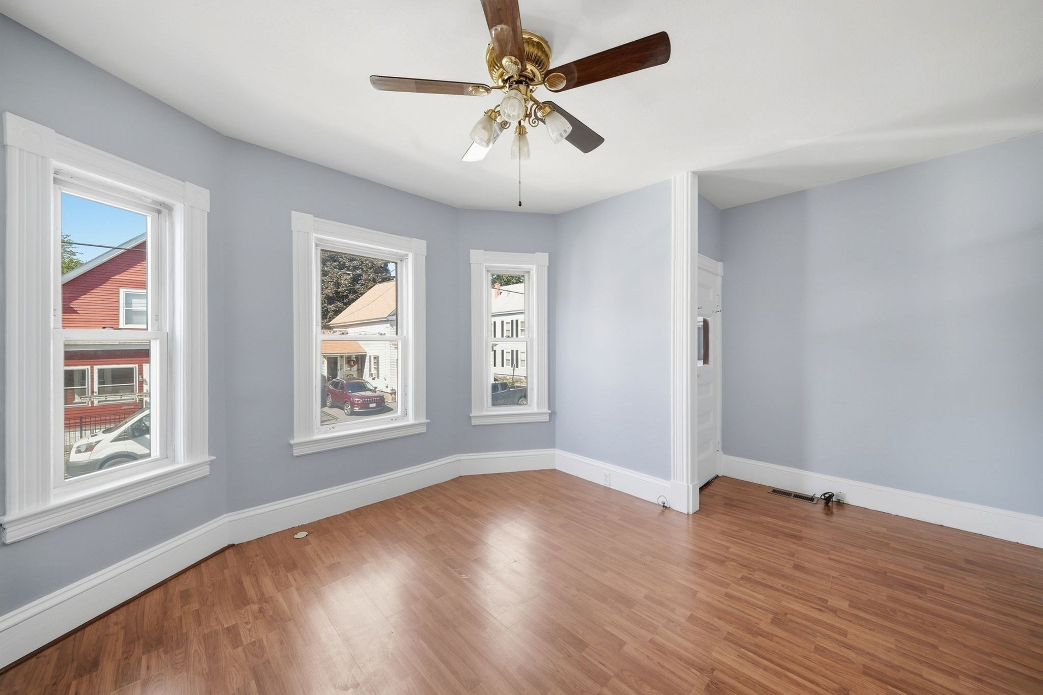 125 Gershom Ave Property Photo 7