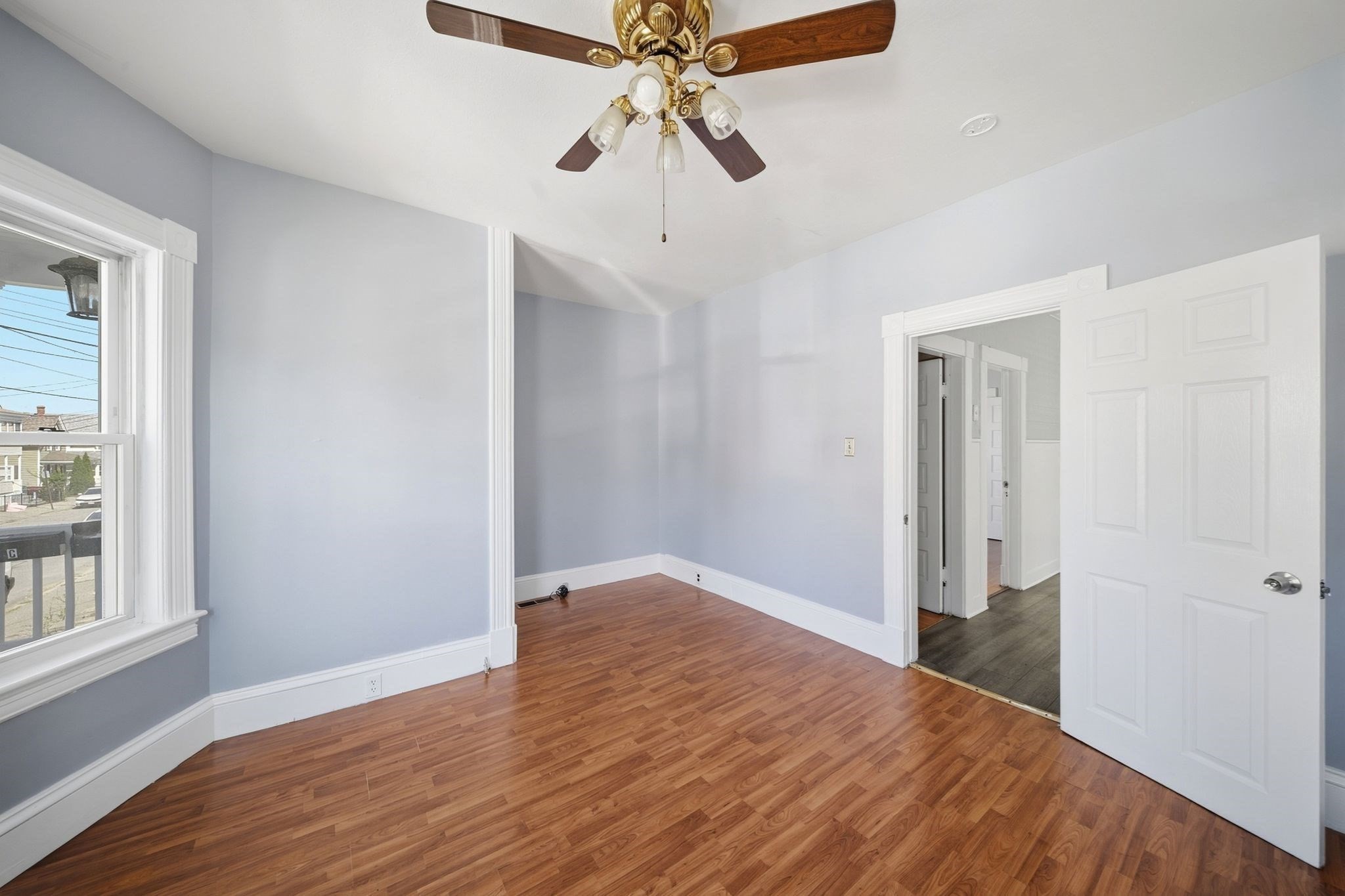 125 Gershom Ave Property Photo 8
