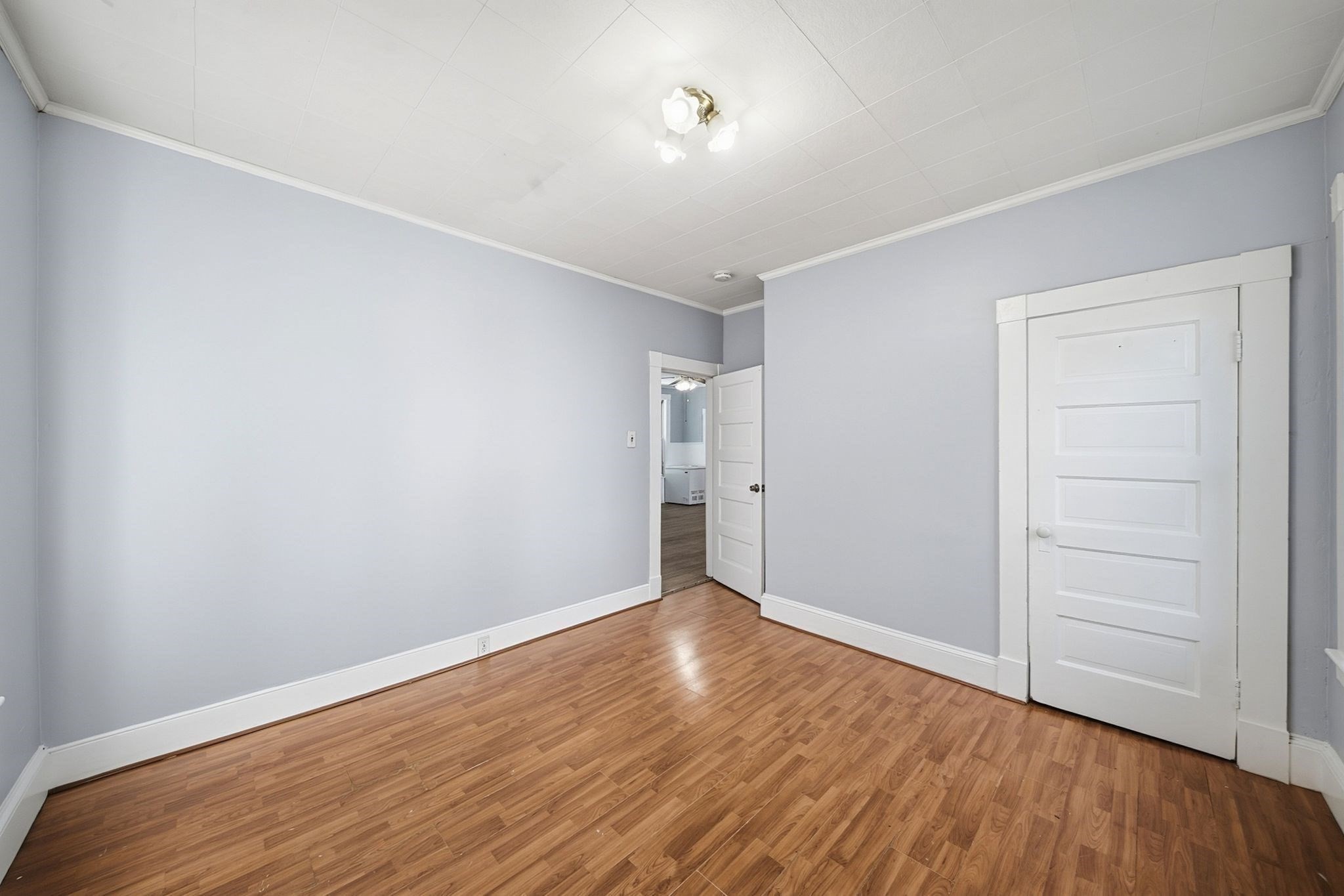125 Gershom Ave Property Photo 9