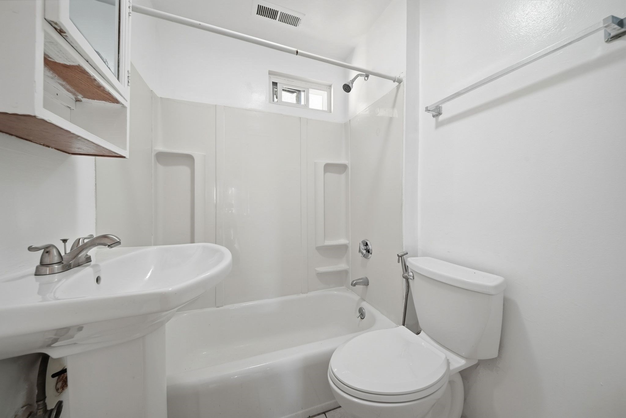 125 Gershom Ave Property Photo 12