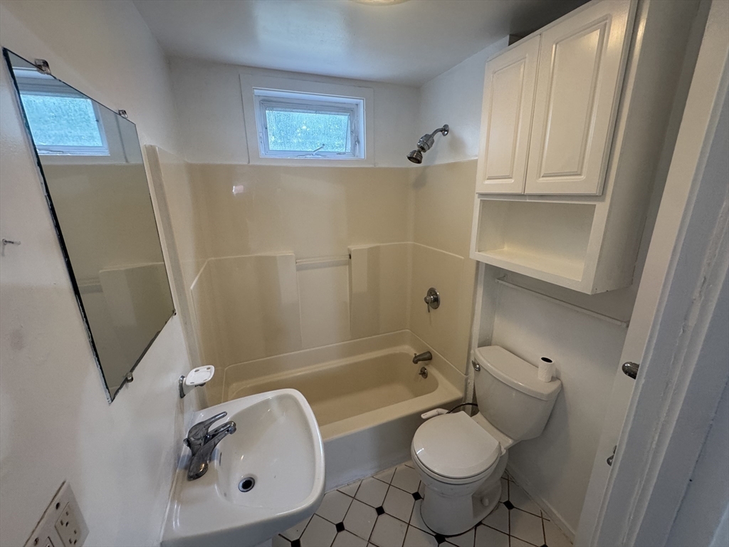 125 Gershom Ave Property Photo 24
