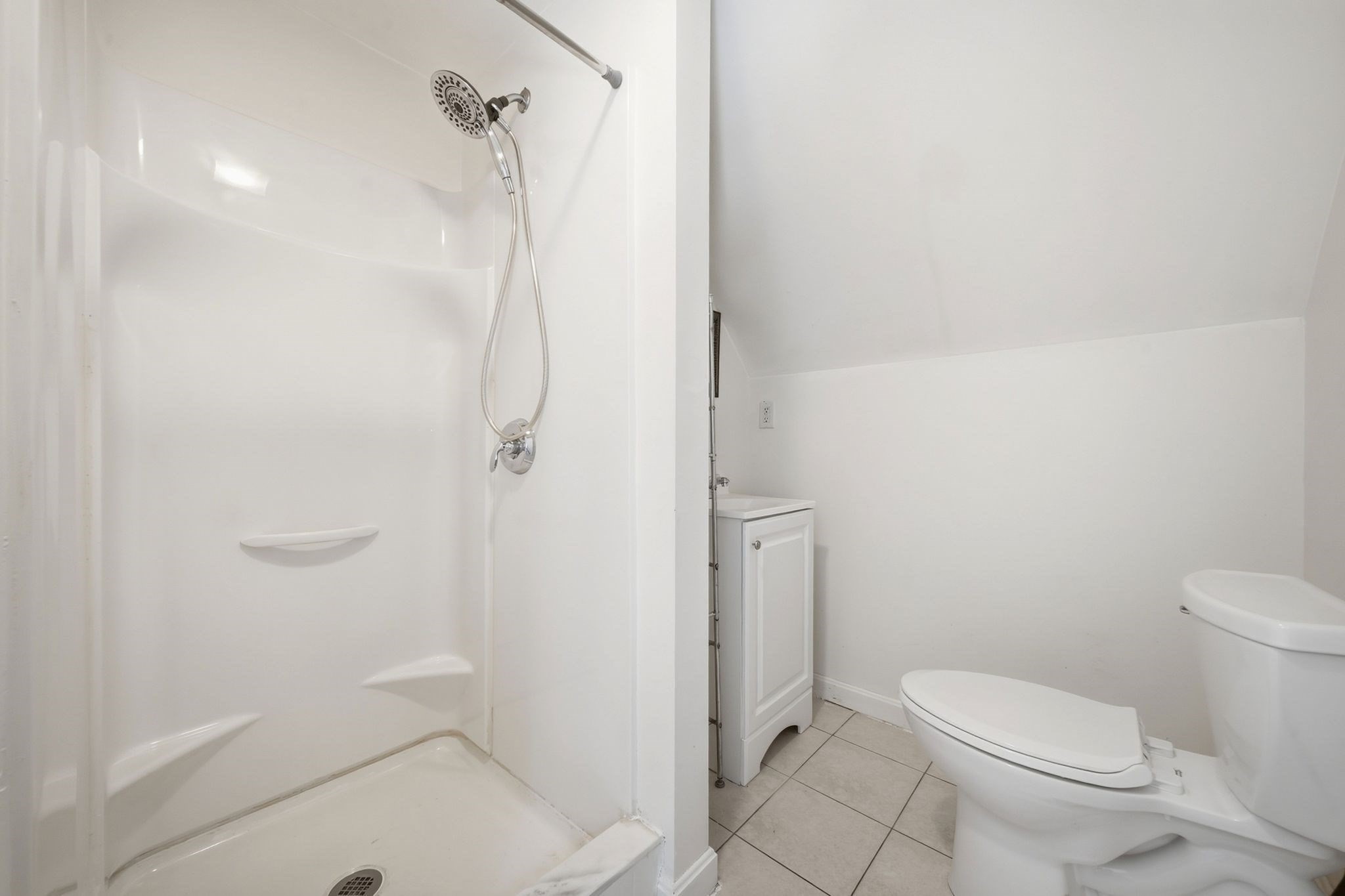125 Gershom Ave Property Photo 32
