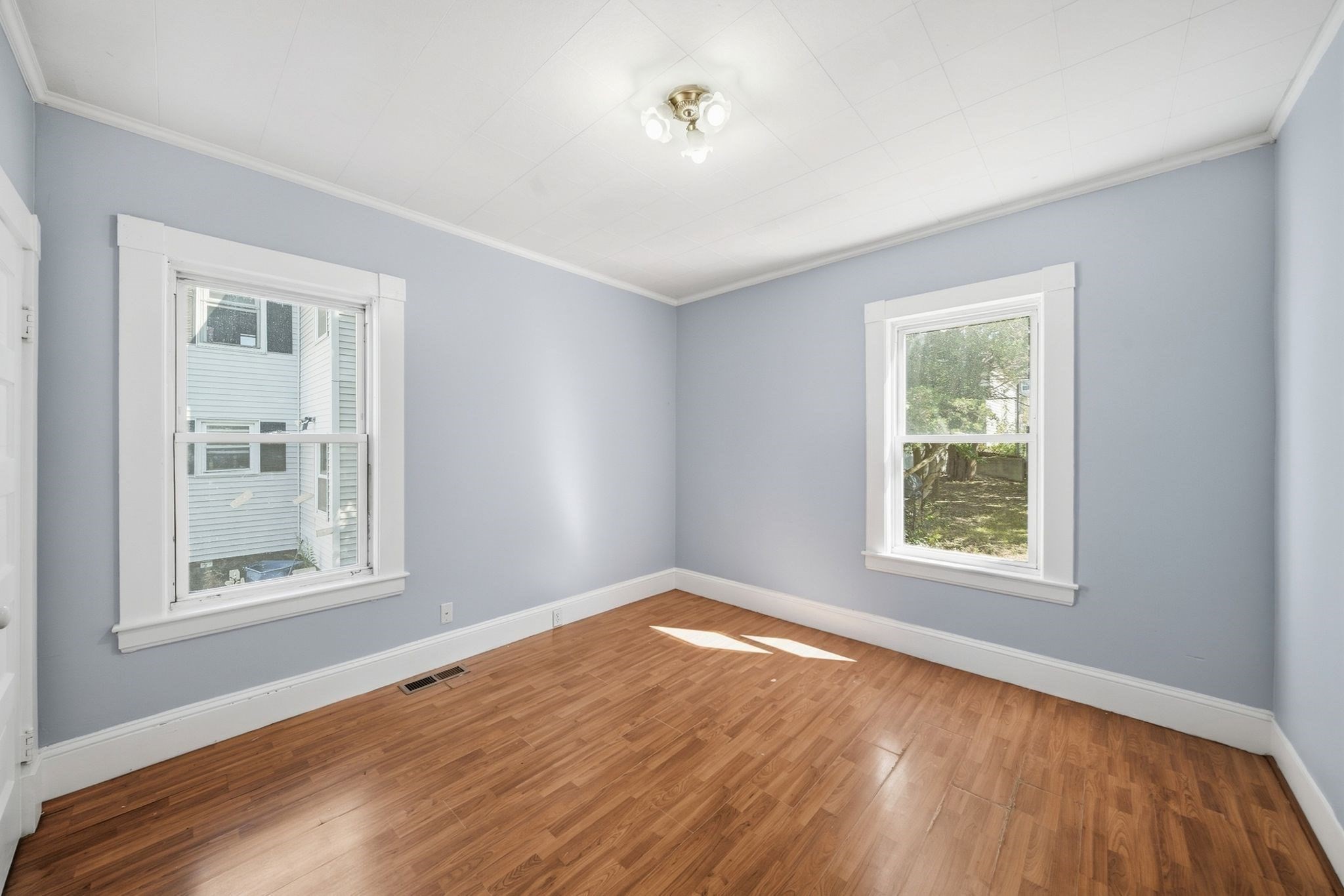 125 Gershom Ave Property Photo 34